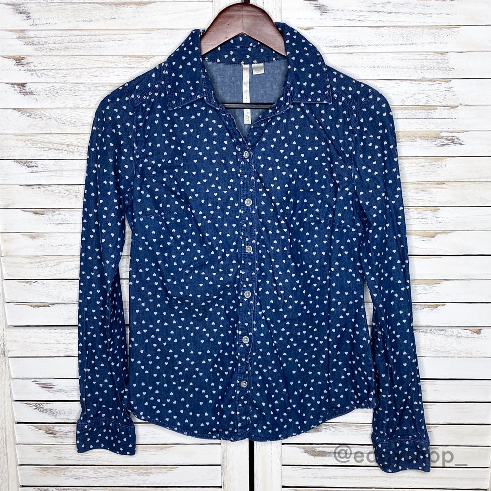 LC Lauren Conrad | Chambray Button Down Hearts - Picture 1 of 6